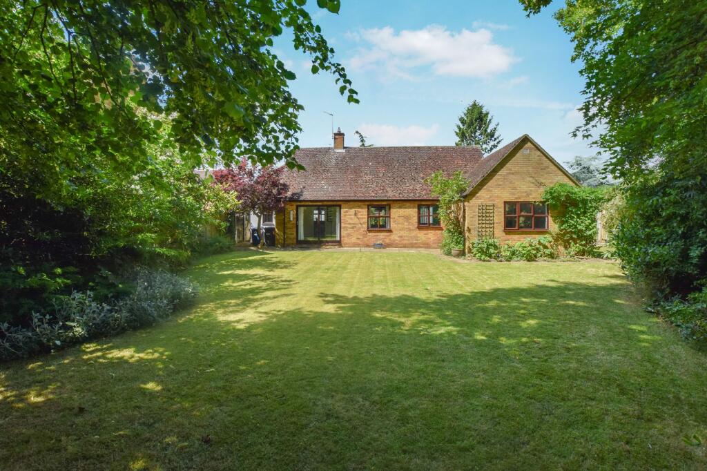 4-bed detached on Cranfield Way, Brampton, PE28, £550,000