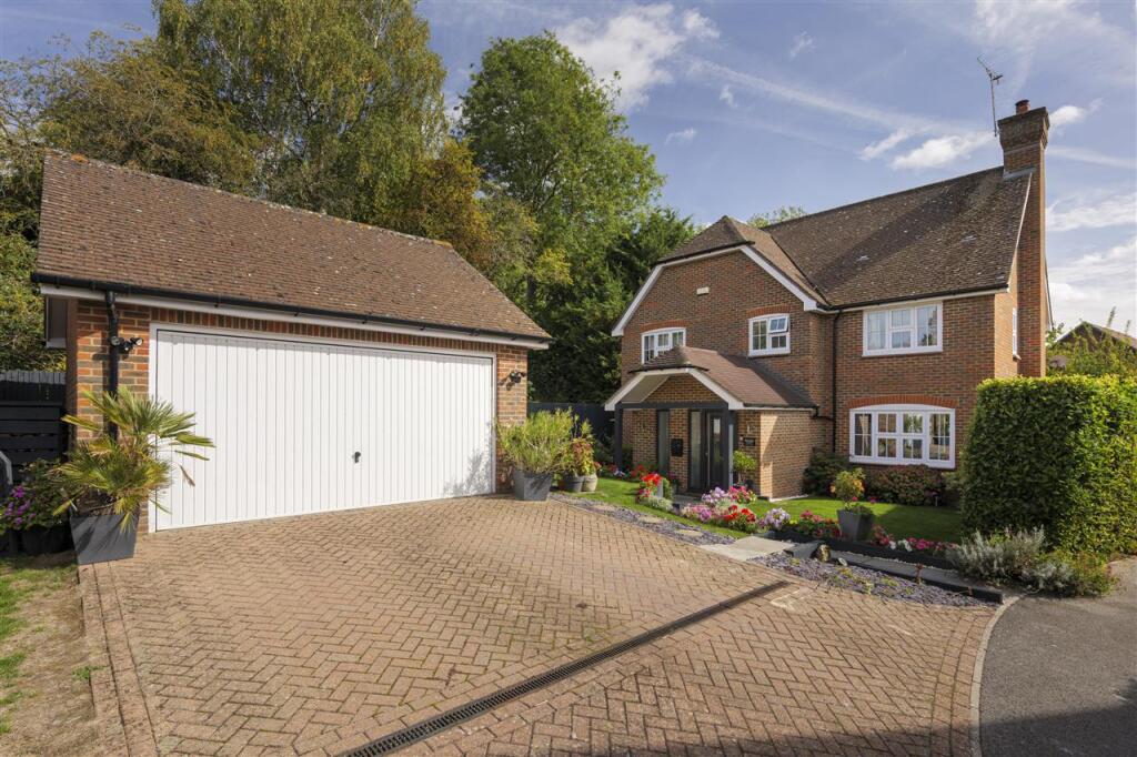 Main image of property: Cutbush Close,, Harrietsham