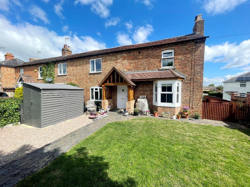 Main image of property: Pershore Road, Evesham