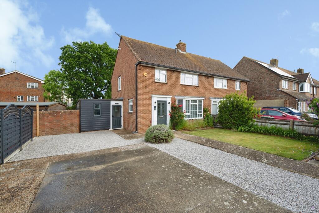 Main image of property: Kings Road, Hayling Island, Hampshire, PO11
