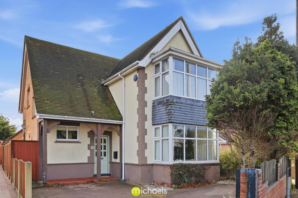 Main image of property: Frinton Road, Holland-on-Sea, Clacton-on-Sea, CO15