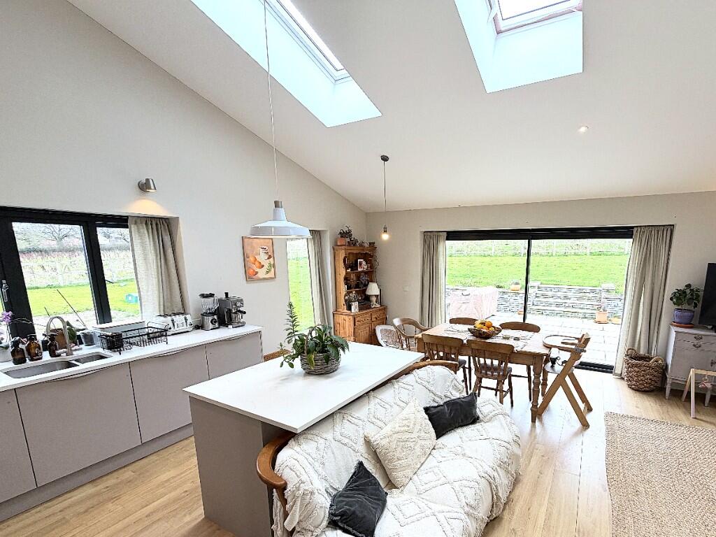 Additional image 4 of BA3