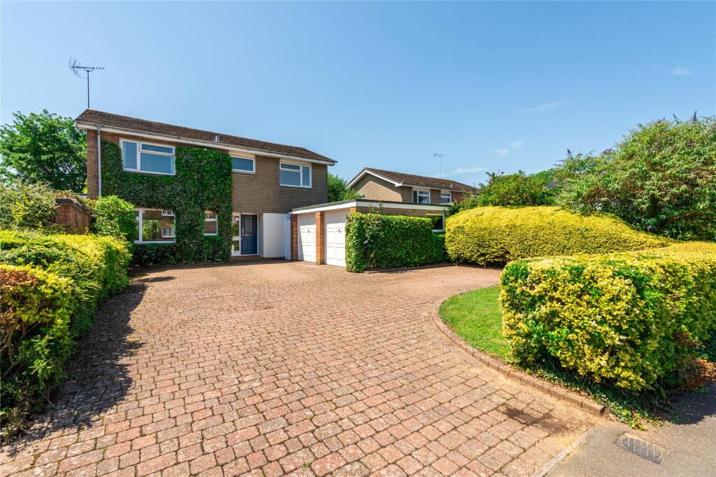 Main image of property: The Gardens, Cloisters Road, Letchworth Garden City, Hertfordshire, SG6