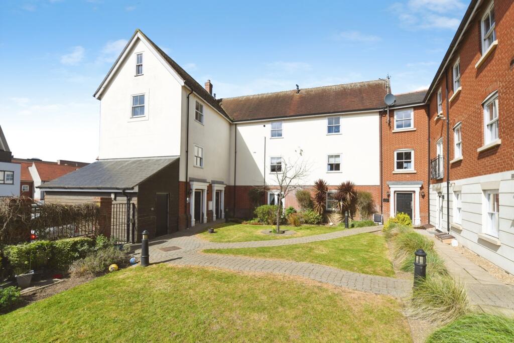 Main image of property: Bishops Gate, William Hunter Way, Brentwood, Essex, CM14