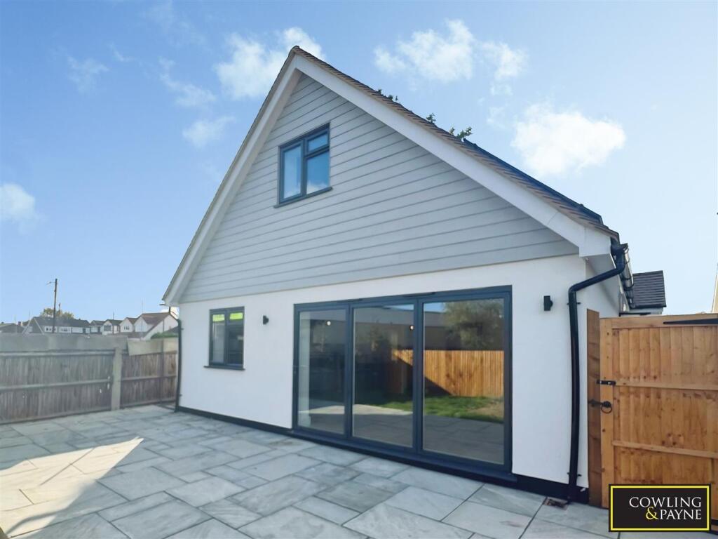 House in Southend-on-Sea - View 2