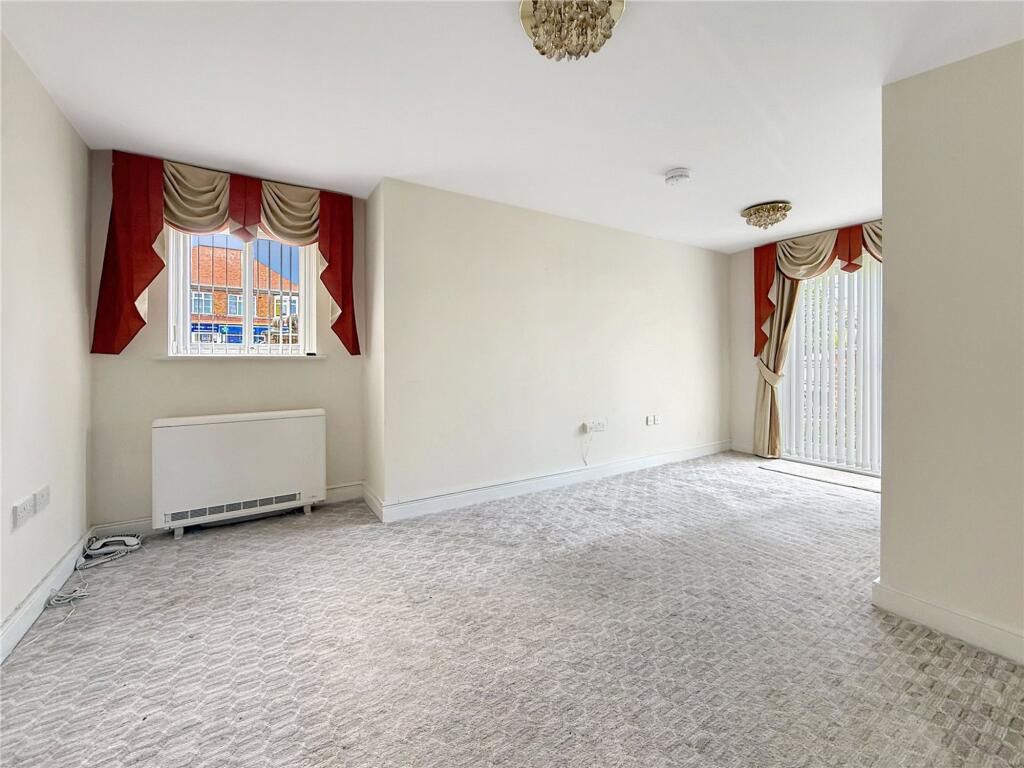 Apartment in Stockton-on-Tees, Nunthorpe - View 4