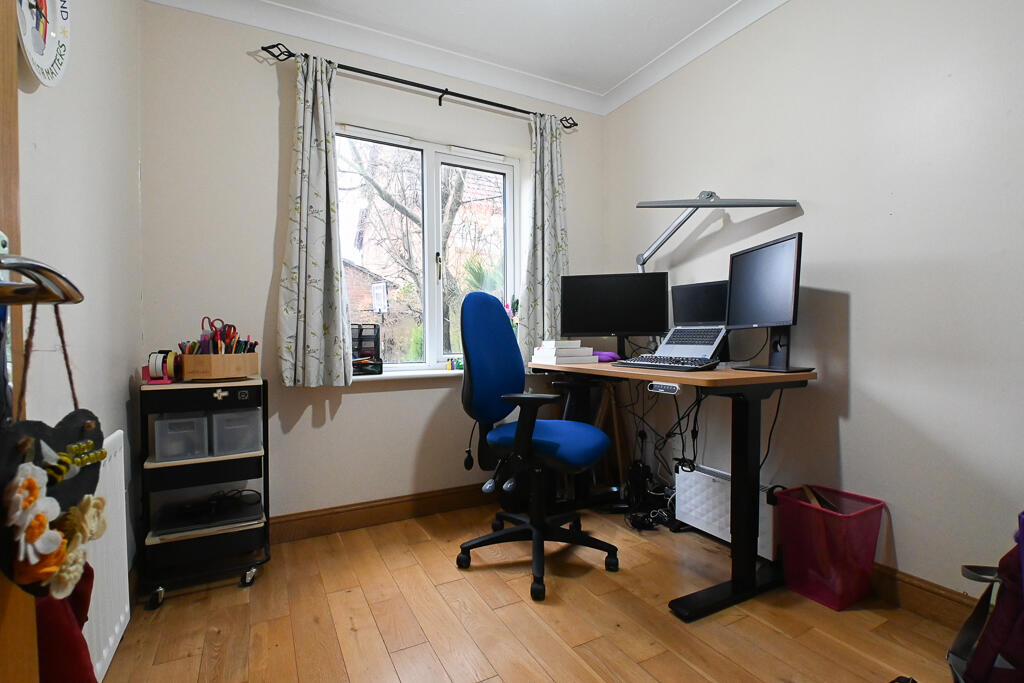 House in Southampton - View 5
