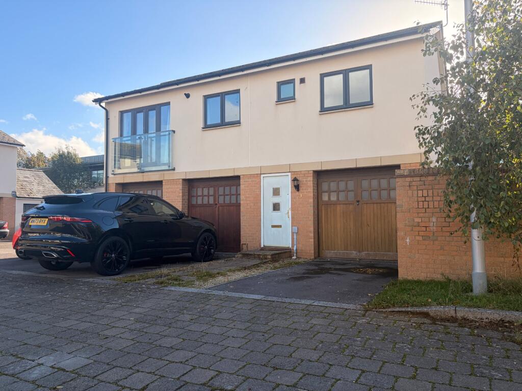1-bed detached on The Anchorage, Portishead, Bristol, Somerset, BS20, £245,000