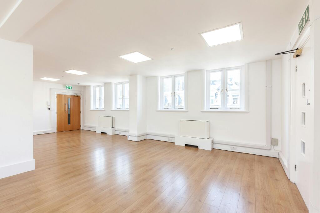 4th Floor East 07.jpg
