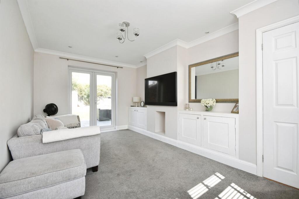 House in Brentwood, Pilgrims' Hatch - View 2