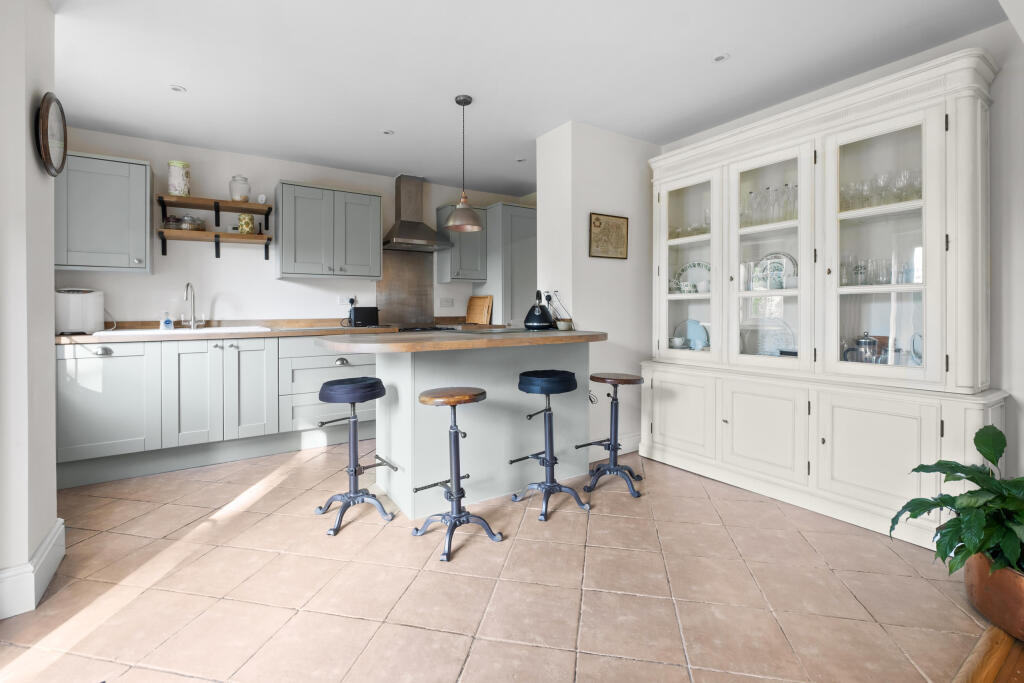 House in Birmingham - View 2