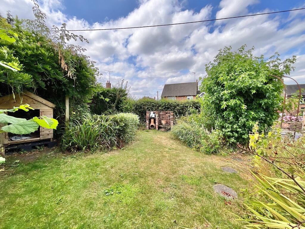 House in Stoke-on-Trent - More