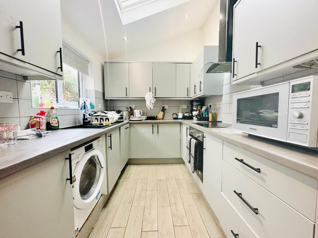 Main image of property: Cycle Road, Lenton