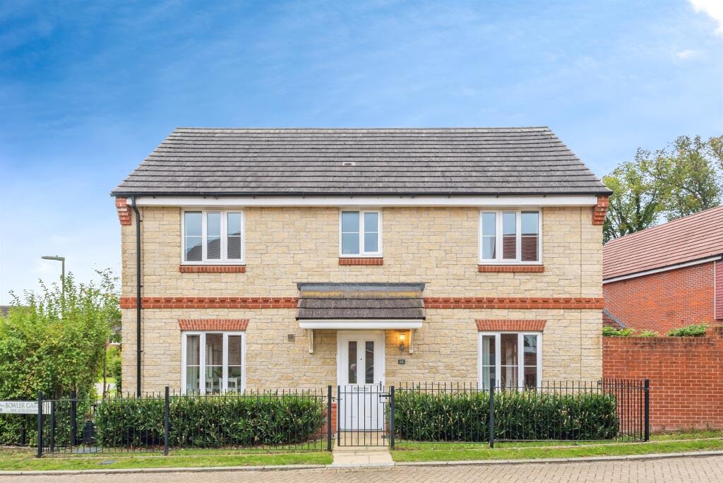 4-bed detached on Bowler Gardens, Abingdon, £500,000