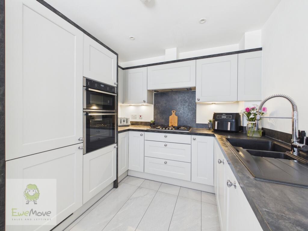 House in Hoo St Werburgh, Medway - View 2