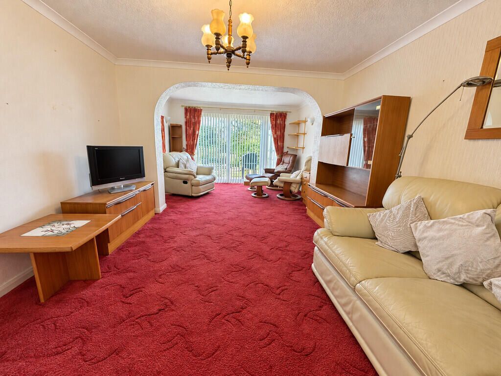House in Biggleswade, Central Bedfordshire - More