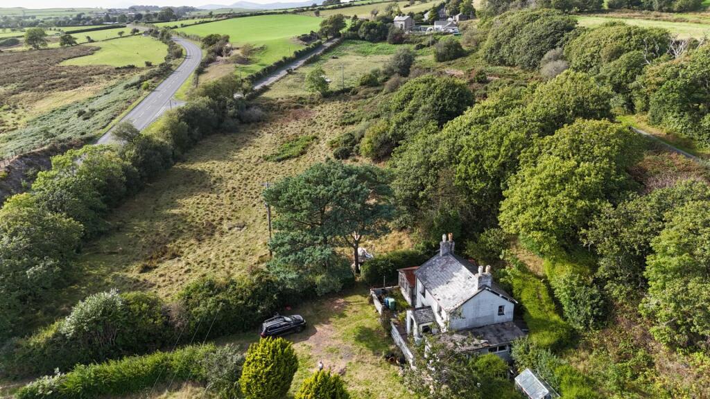 House in Llandudno, Dolbenmaen - View 4