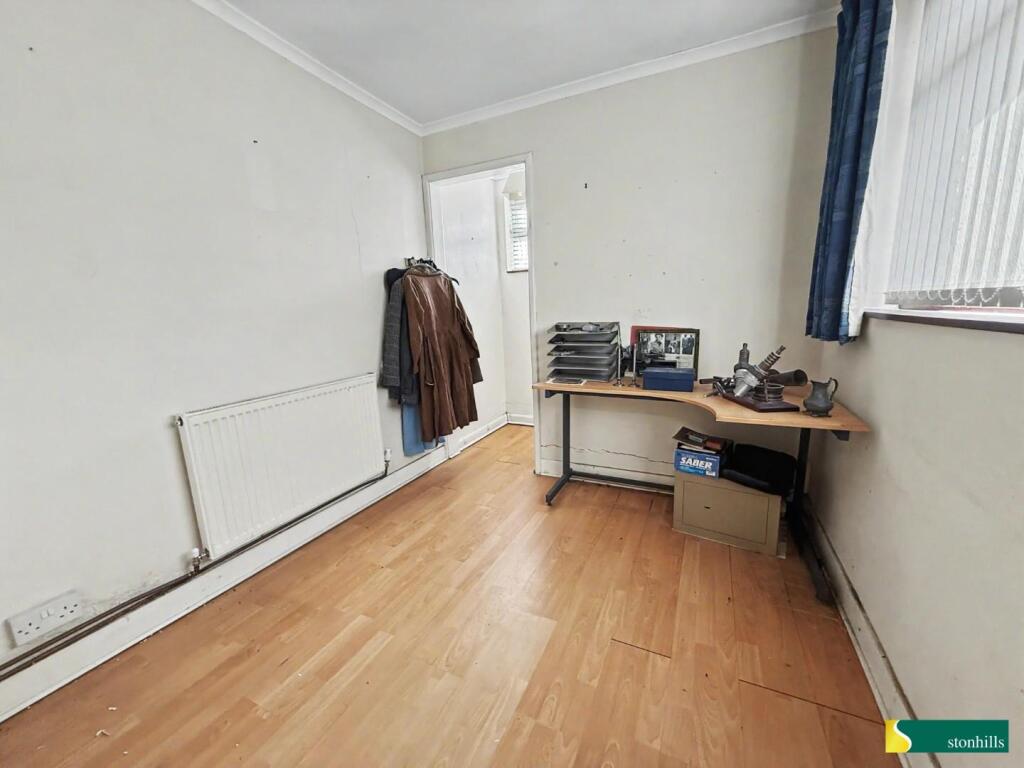 House in Northampton - More