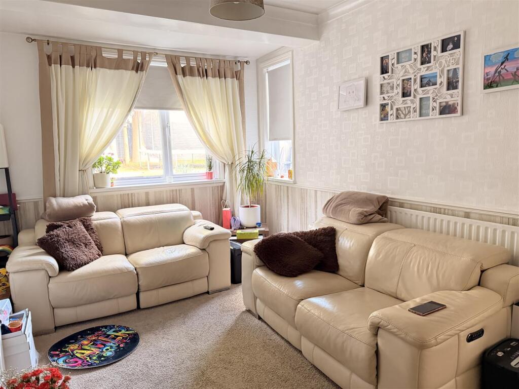 House in Oadby and Wigston, Wigston Fields, South Wigston - View 4