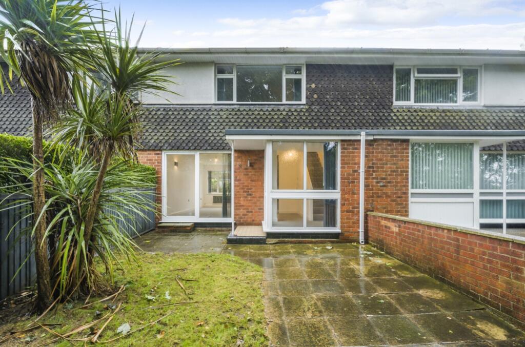 Main image of property: Willis Close, Lincoln, Lincolnshire, LN1