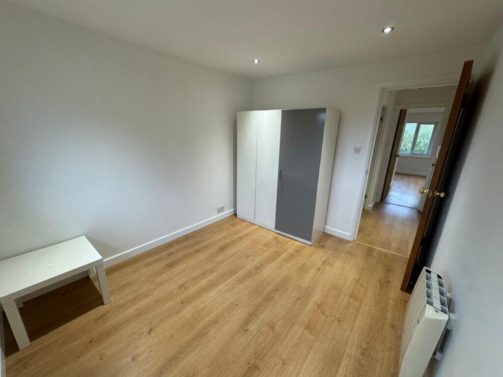 Main image of property: 1 Bedroom Flat – Maltby Drive, Enfield, EN1