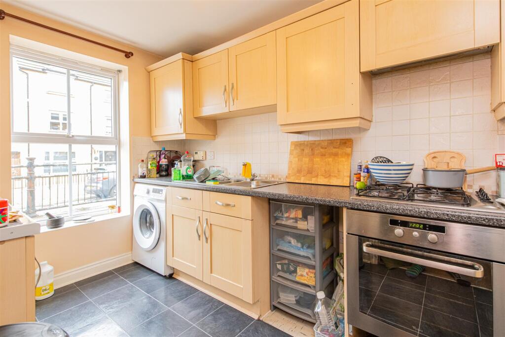House in Northampton - View 4
