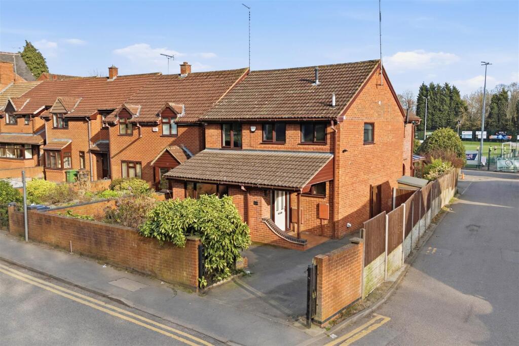 Main image of property: Coventry Road, Bedworth * MASSIVELY EXTENDED *