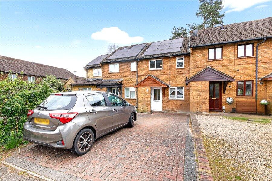 Queens Pine, Bracknell, Berkshire, RG12 photo 2