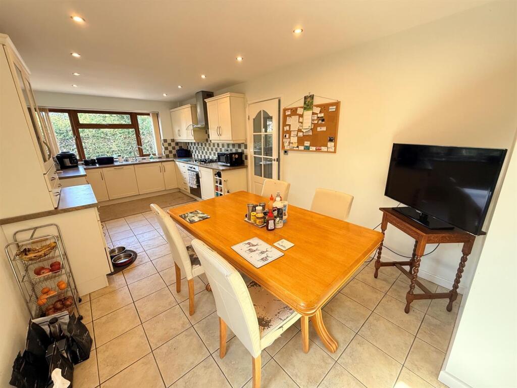 House in South Staffordshire, Bobbington - View 4