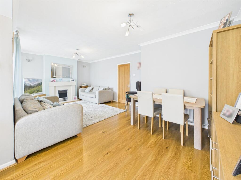 Warnford Road, Tilehurst, Reading photo 3