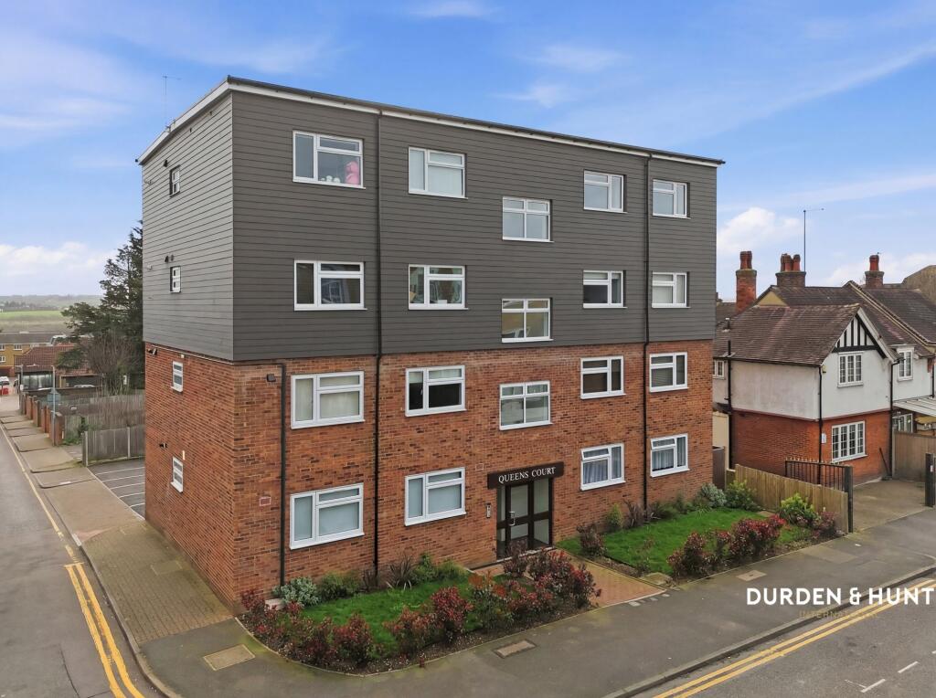 Main image of property: Kings Avenue, Buckhurst Hill, IG9