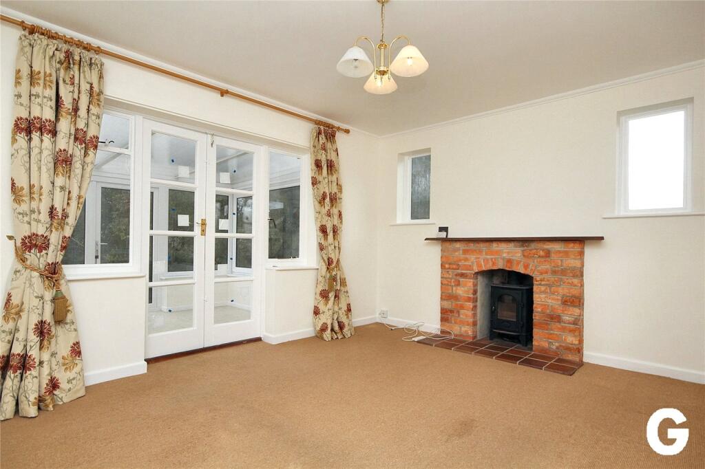 House in New Forest, Ringwood - View 3