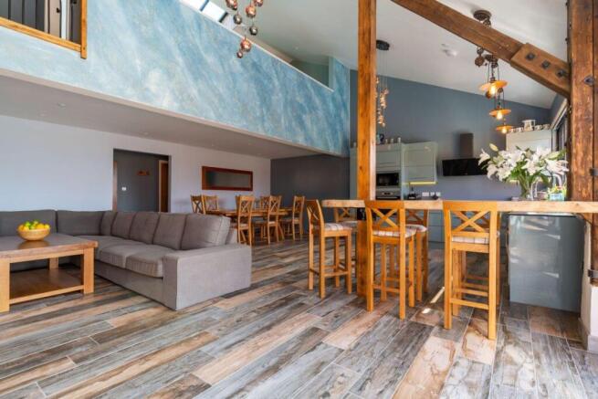Golden fleece - living room.jpg