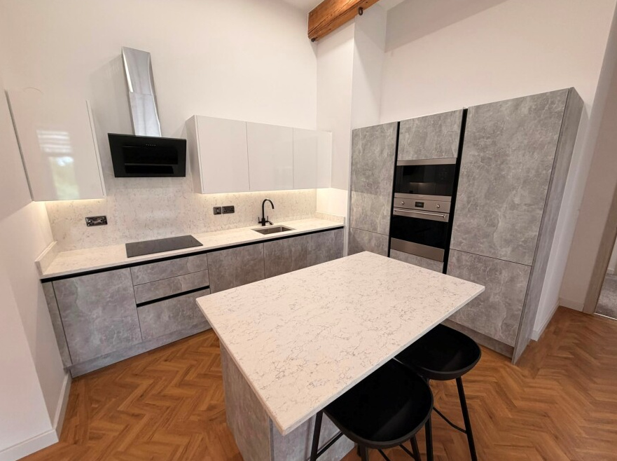 Apartment in Leeds - View 3