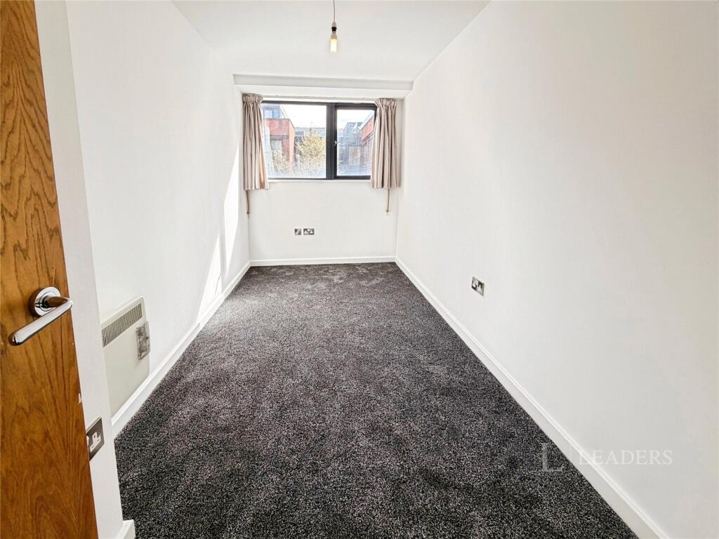 Apartment in Birmingham - View 5