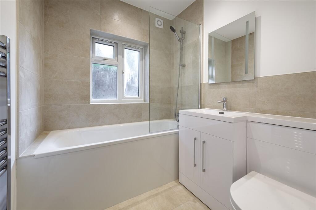 Apartment in London, Shepherd's Bush - More