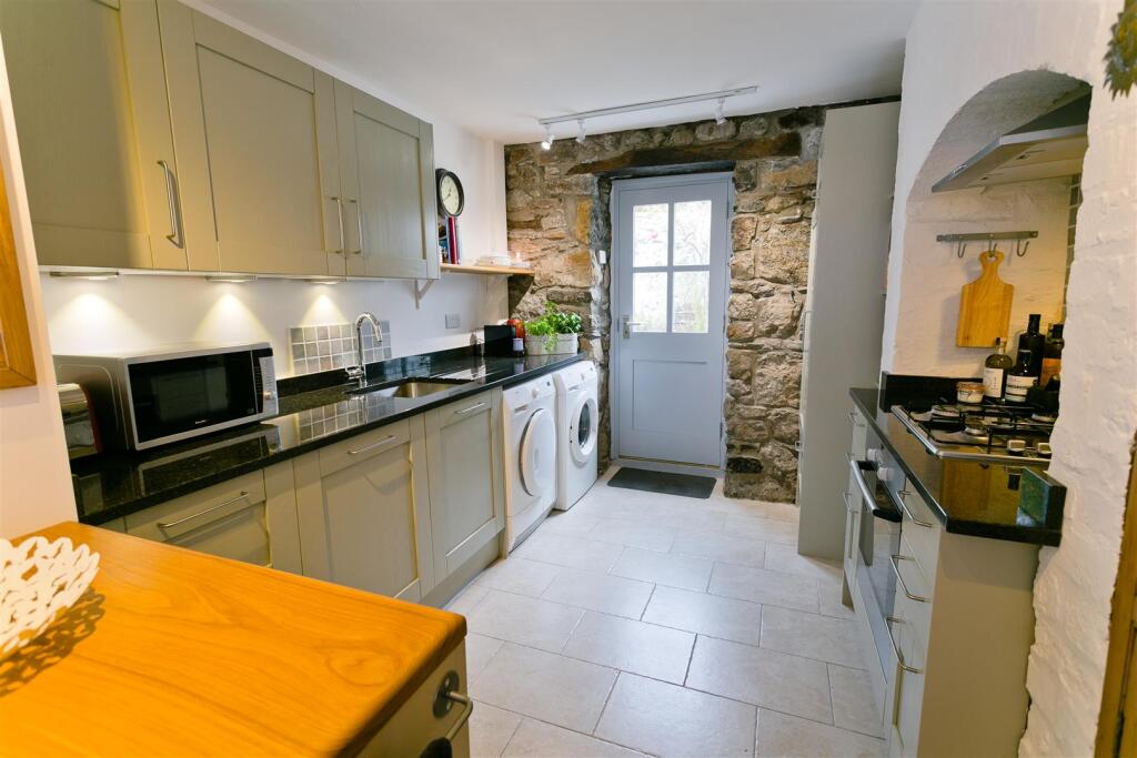 House in Beaumaris - View 4