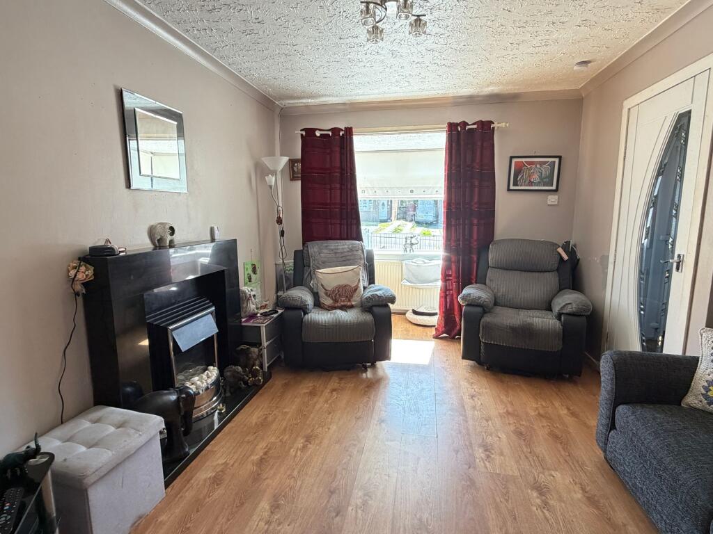 Chapelside Avenue, Airdrie, ML6 photo 5