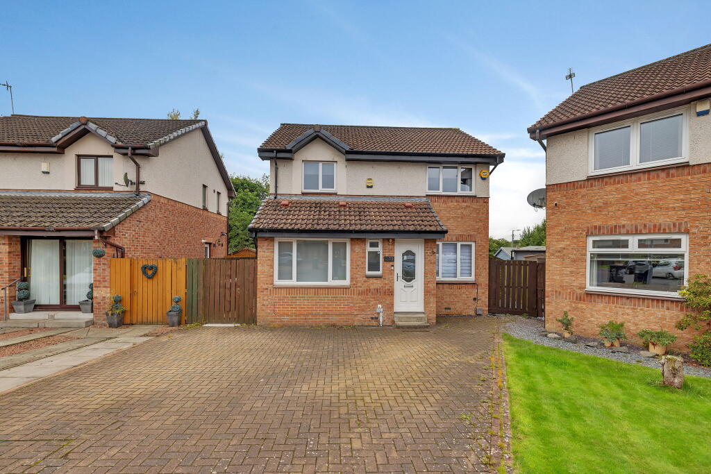Main image of property: 55 Bridgend Crescent, Moodiesburn, Glasgow, G69 0JG