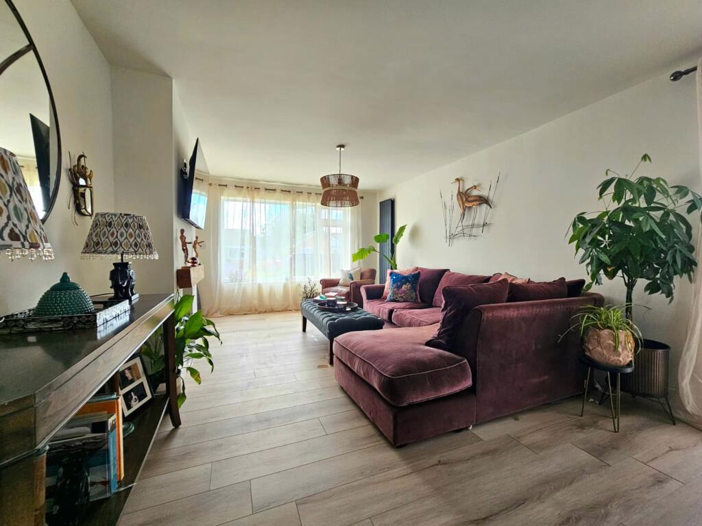 House in Gloucester - More