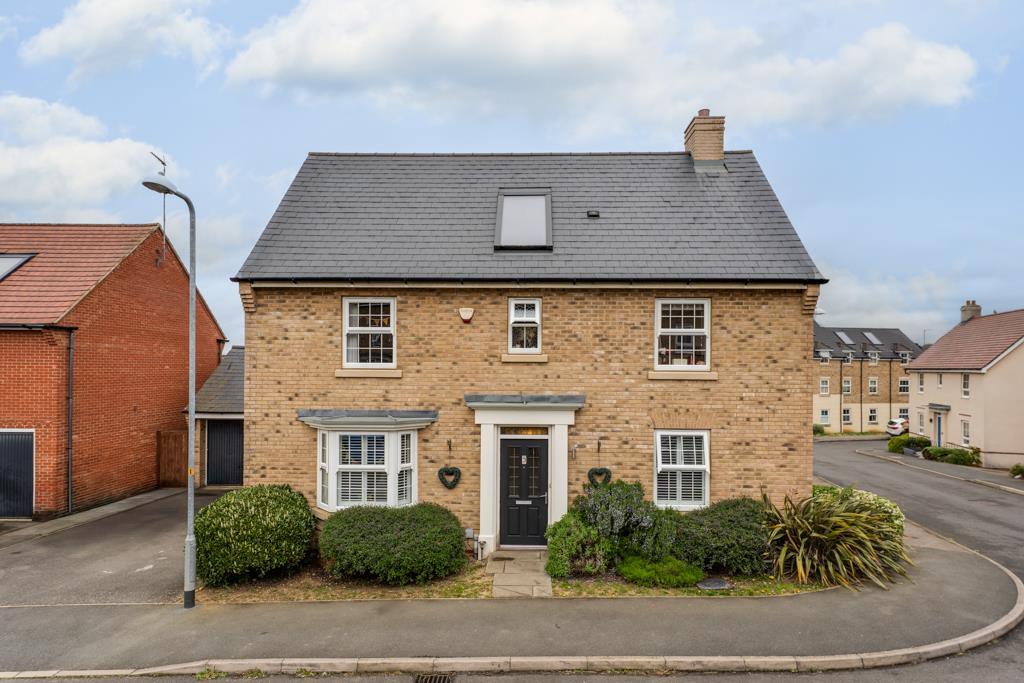 House in Burton Latimer