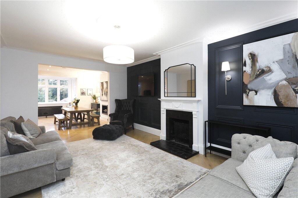 House in London, Cottenham Park, Raynes Park - View 5