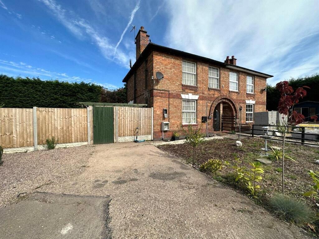 Sutton Square, Minworth, Sutton Coldfield, B76