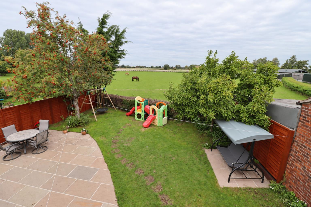 House in York, Holme upon Spalding Moor - View 2