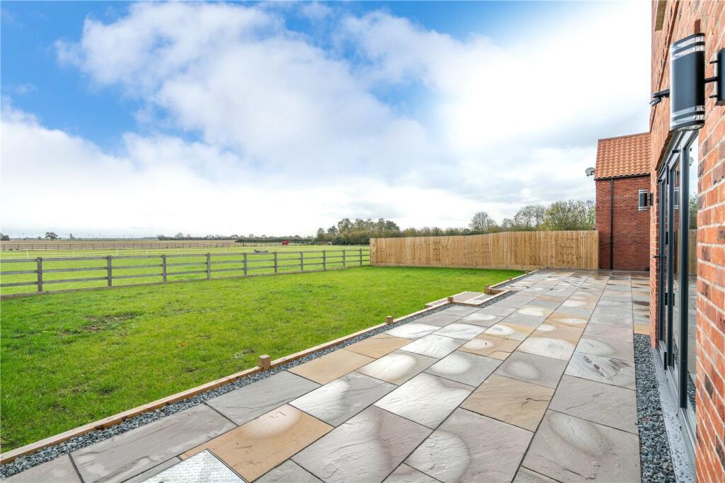 House in Nottingham - View 3