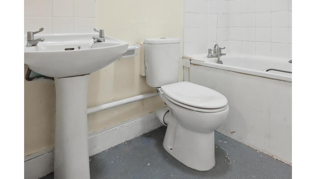 Apartment in London - View 4