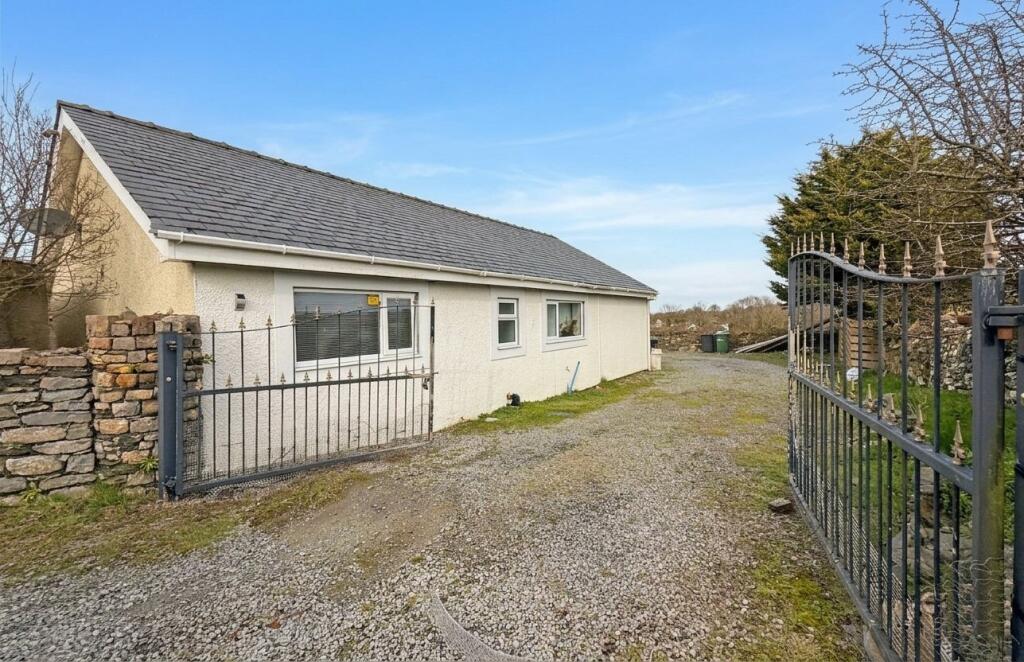 Main image of property: Capel Mawr, Bodorgan, Isle of Anglesey, LL62