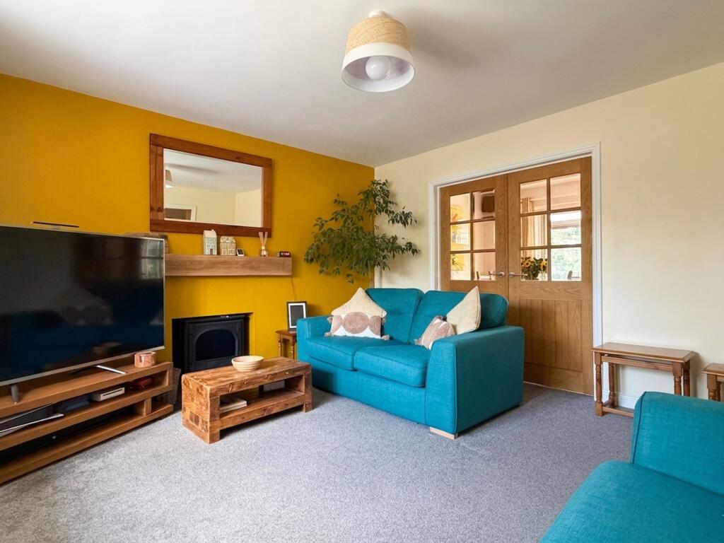 House in Southampton, Buttsash, Hythe and Dibden - More