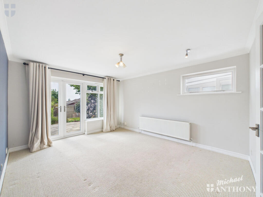 House in Aylesbury, Bedgrove - View 2