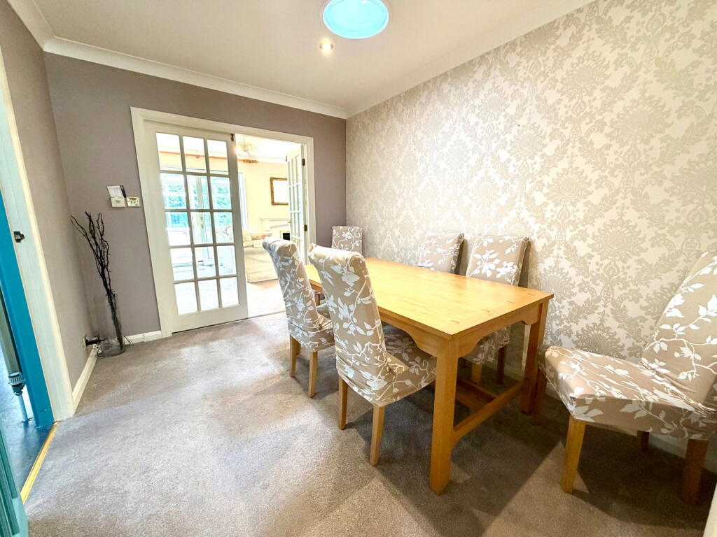 House in Sheffield, Garden Village, Penistone - More